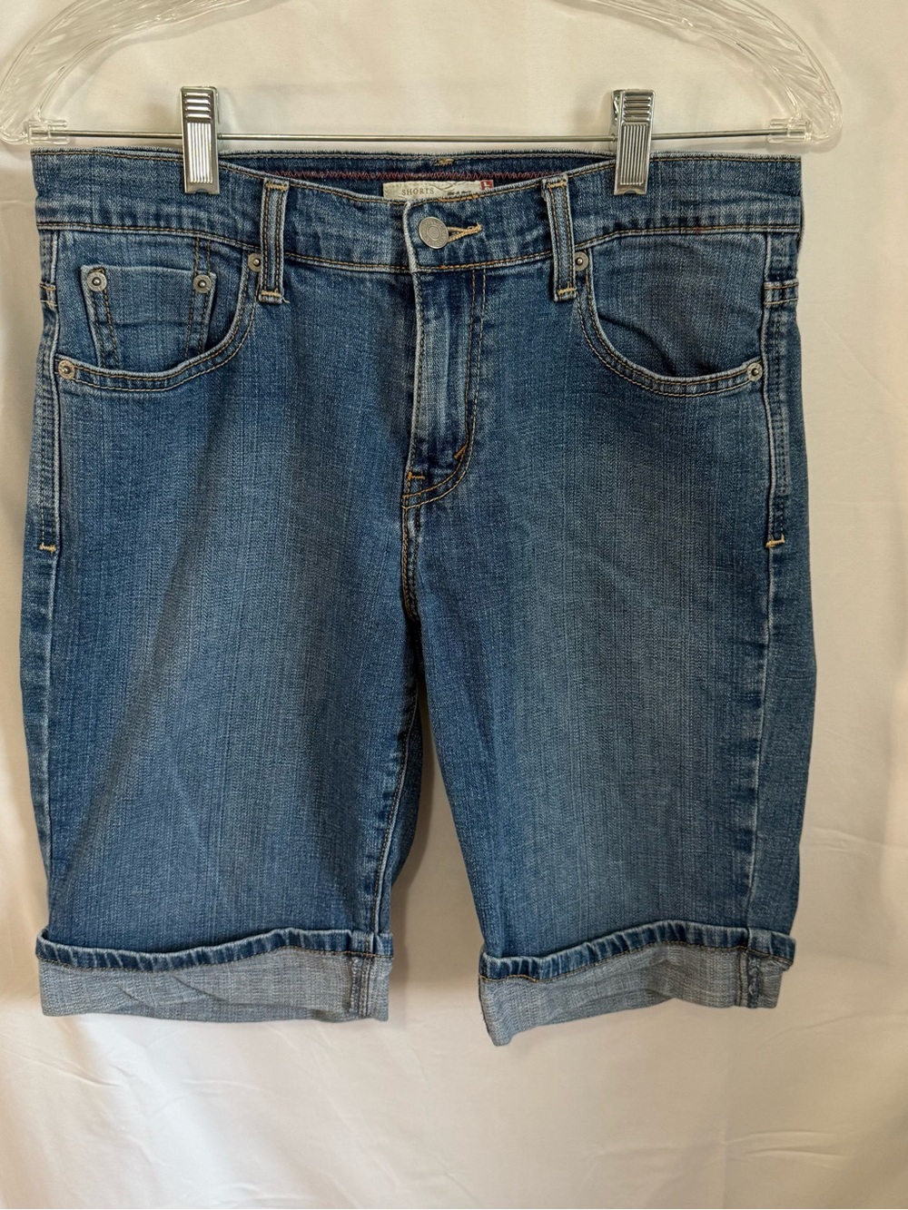 Levi's Y2K Women’s Blue Denim Rolled-Cuff Bermuda Jean Shorts Size 4
